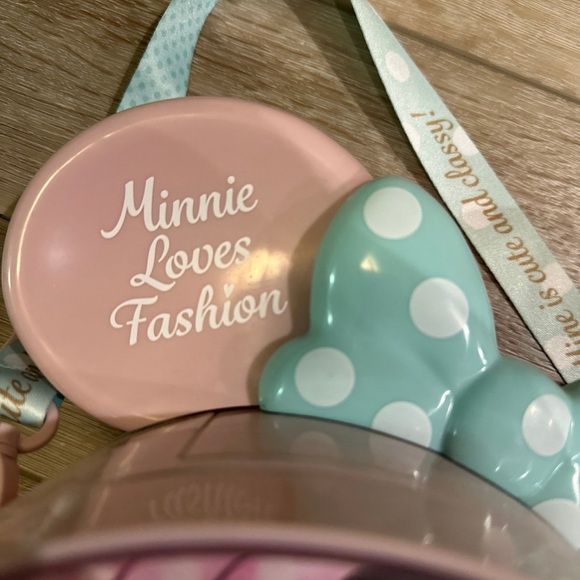 Minnie Mouse Popcorn Bucket - Picture 3 of 8